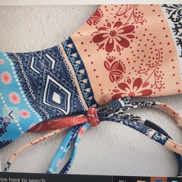 Bohemian flower paisley strappy bikini top - Picture 3 of 4